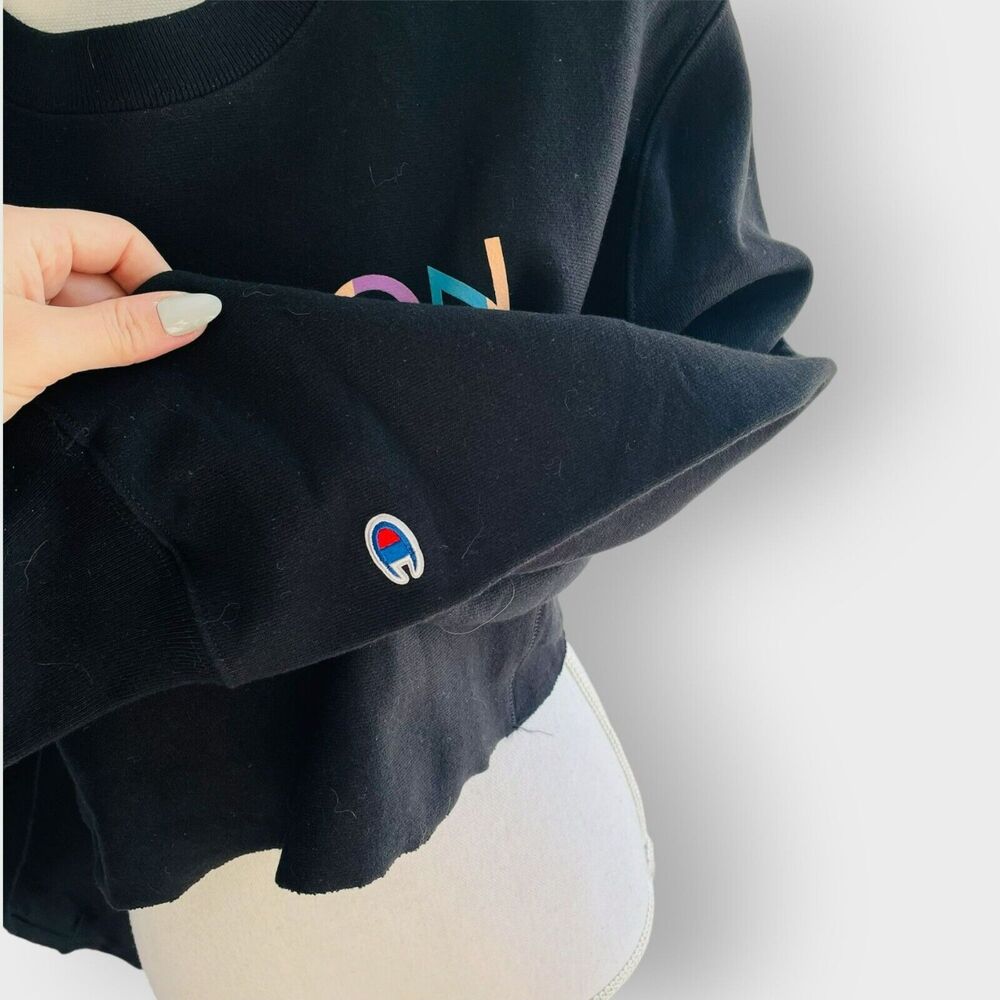 Champion C-Life Cropped Sweatshirt Reverse Weave Crew Graphic Script Spellout XS - Picture 7 of 11
